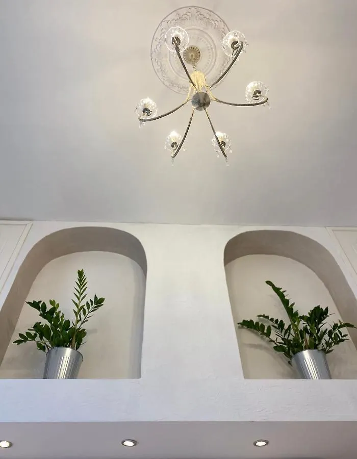 Domus Valadier B&B Guesthouse Фьюмичино Гостевой дом